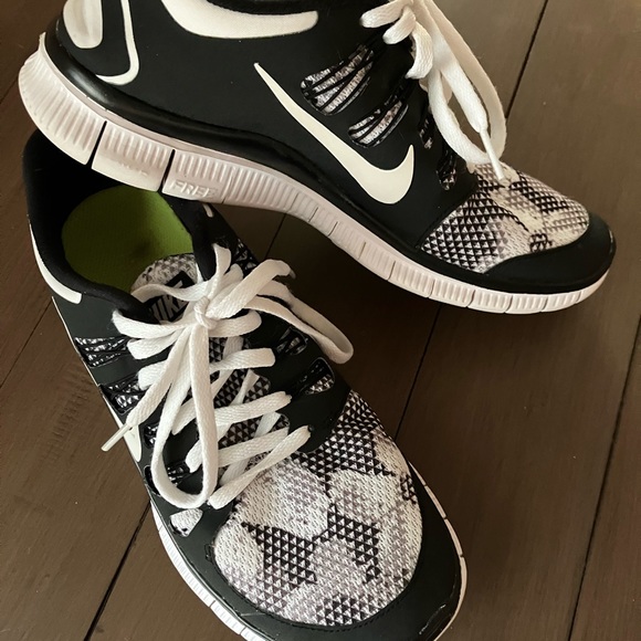 ♥️ Nike Free Run Women’s Running Shoes 8.5 - Picture 6 of 6